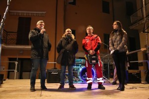 inaugurazione-colonina-defibrillatore